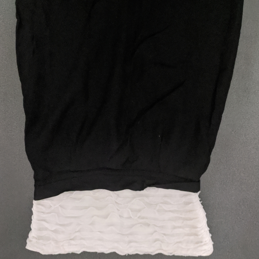 White ruffled bodycon strapless party dress